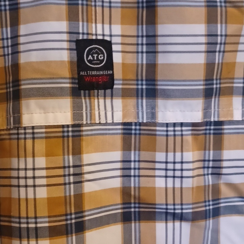 WRANGLER, NWT, MENS PLAID SHIRT, SIZE XL, FRONT POCKET, AND HIDDEN ZIP P… - Picture 6 of 11